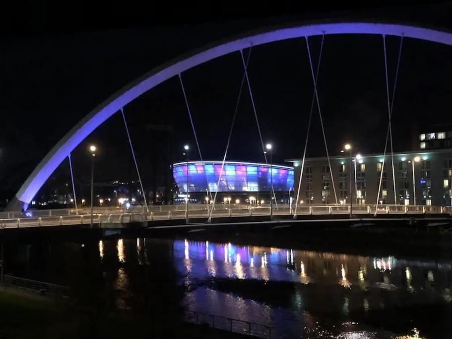 River View Apartment Glasgow Extérieur photo