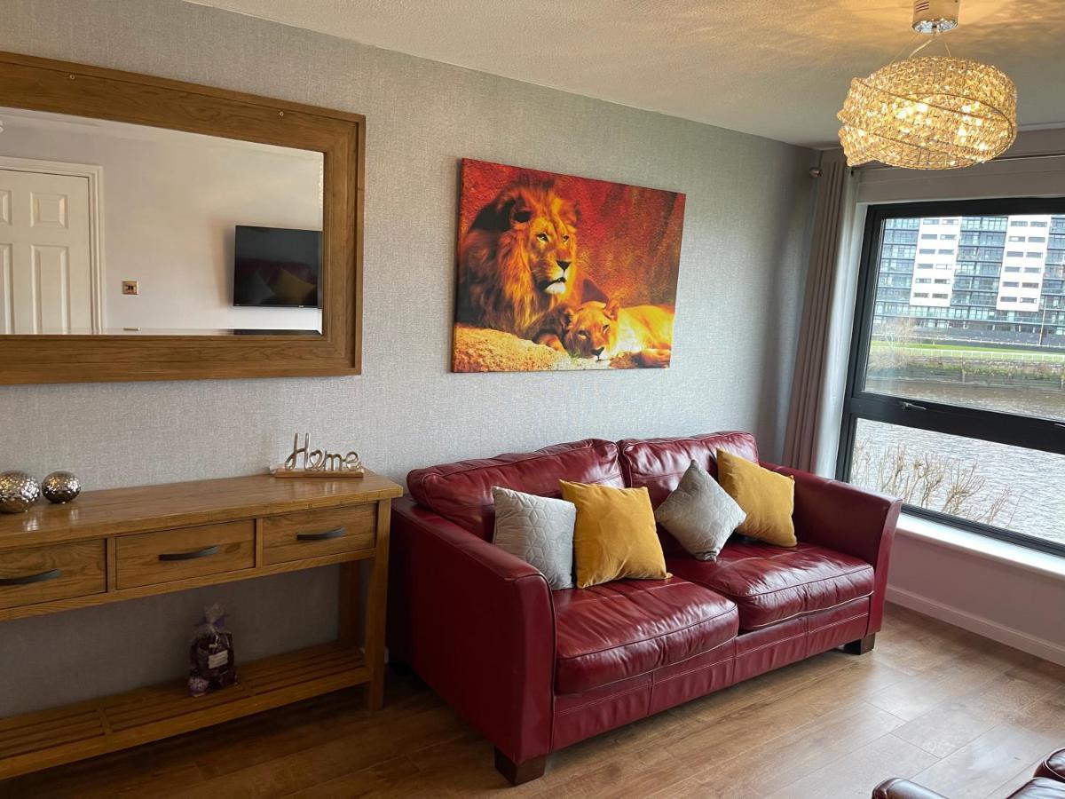 River View Apartment Glasgow Extérieur photo